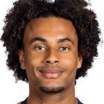 荷兰前锋寻求新起点;经纪人运作夏窗离队,尤文低价机会显现。 体育新闻