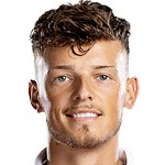  本·怀特补招入队，时隔四年重返三狮军团；旧日矛盾渐消，新帅青睐显露。 体育新闻