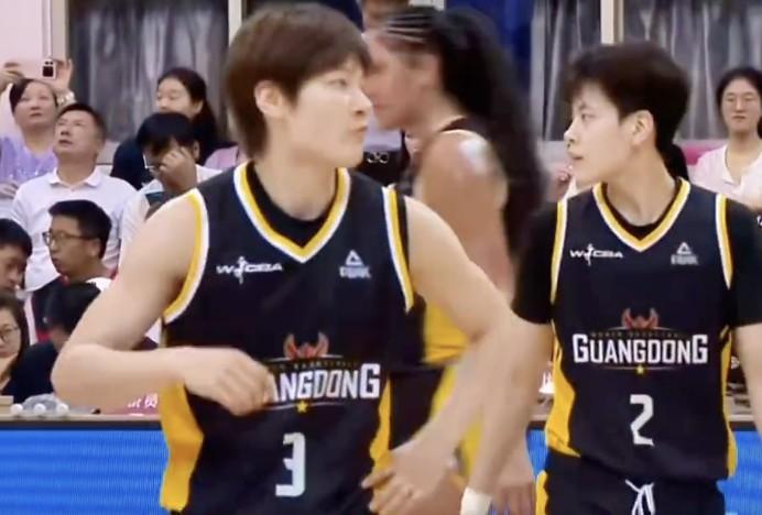  绝杀时刻：复盘广东篮球双线失利的深层逻辑 体育新闻