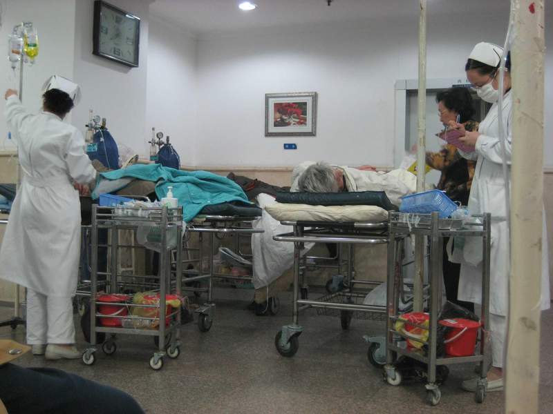 名校光环下的失守:副校长落马折射的高校治理隐忧 新闻